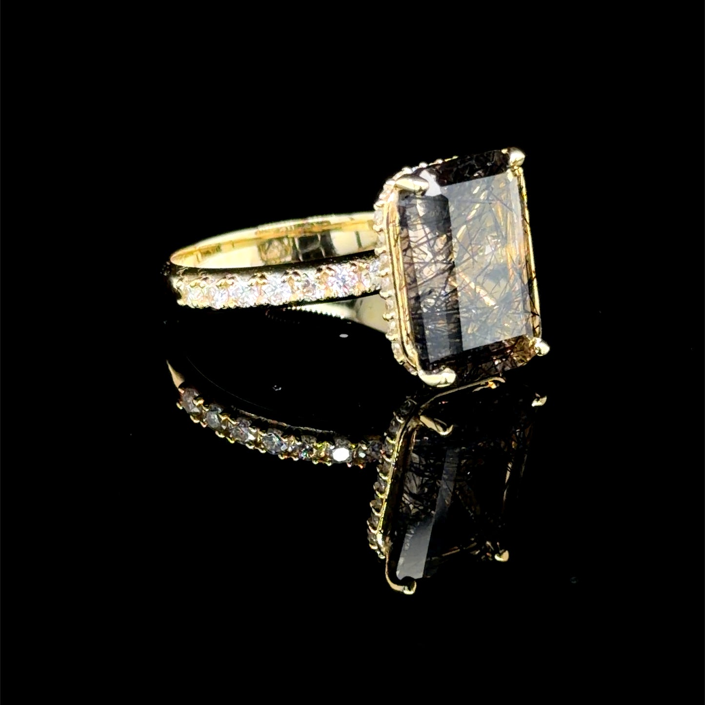 Women ring